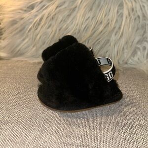 Baby Uggs’ Fluff Yeah Slide Slippers, Size USA 2/3